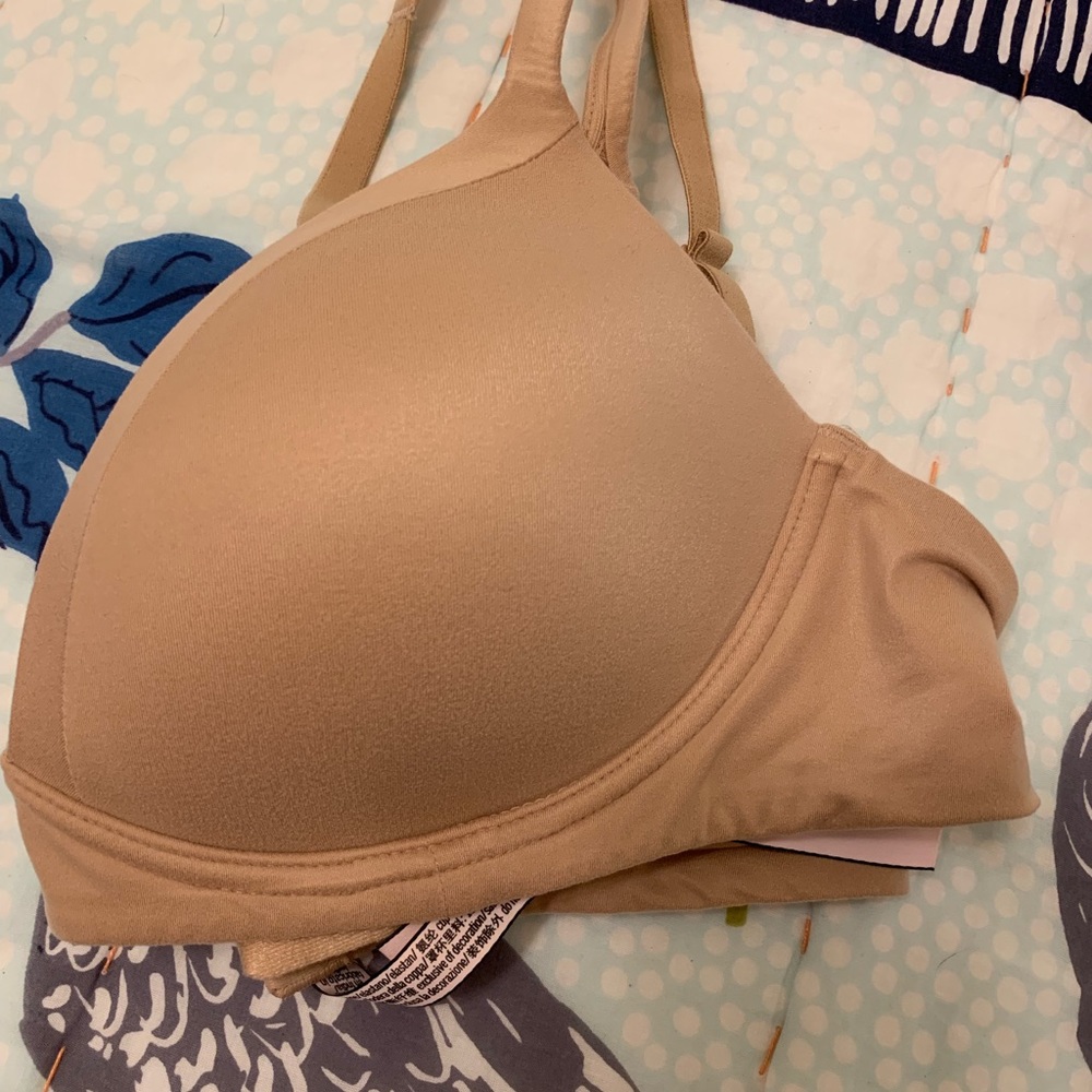 EUC- Body by Victoria Bra 💙 - Picture 6 of 7